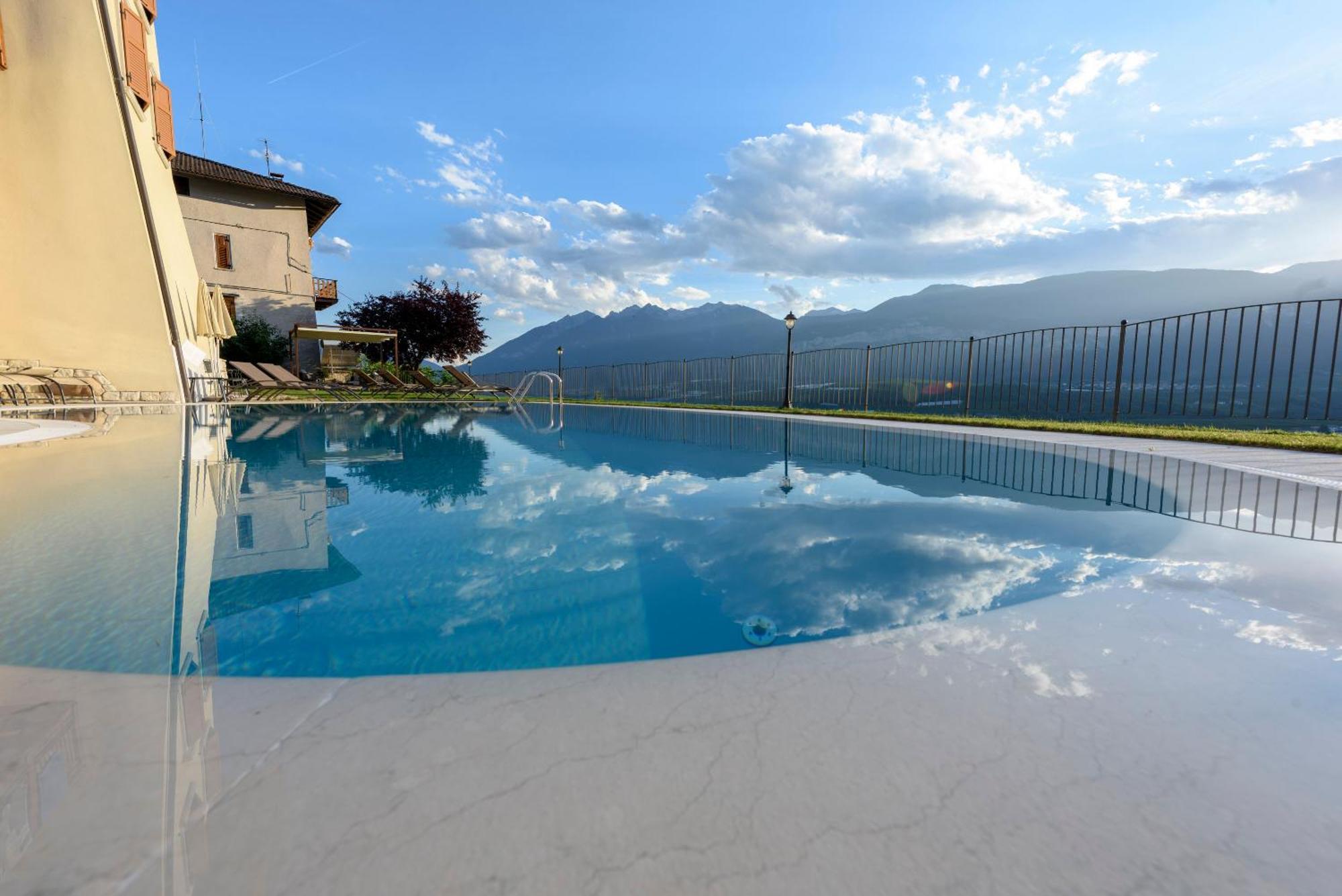 Villa Agritur La Pieve à Taio Extérieur photo