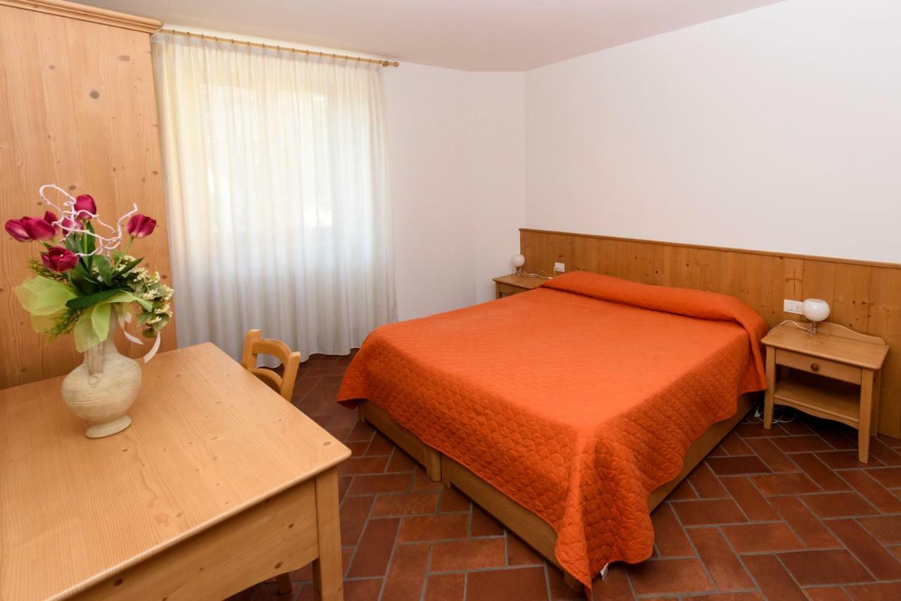 Villa Agritur La Pieve à Taio Extérieur photo