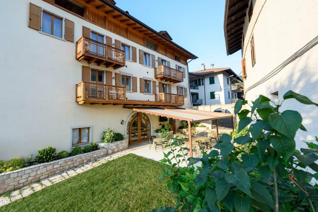 Villa Agritur La Pieve à Taio Extérieur photo